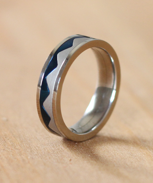 TONE SELECT GOODS（トーンセレクトグッズ）の「【vie】ステンレスリング（リング・レディース・ブラック/ブルー/ピンク・#7/#9/#11/#13/#15/#17/#19/#21）」の3枚目の写真