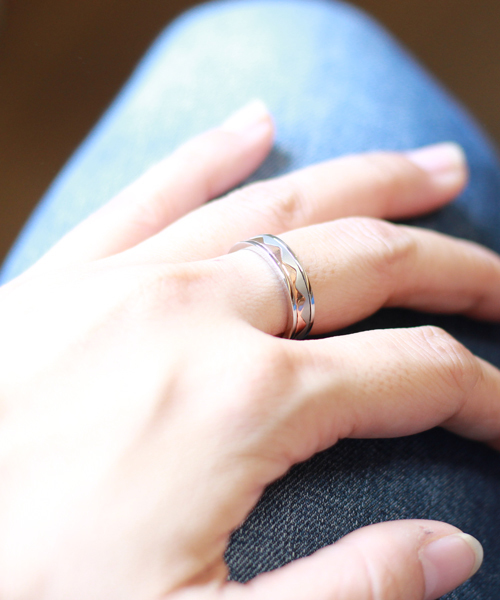 TONE SELECT GOODS（トーンセレクトグッズ）の「【vie】ステンレスリング（リング・レディース・ブラック/ブルー/ピンク・#7/#9/#11/#13/#15/#17/#19/#21）」の15枚目の写真