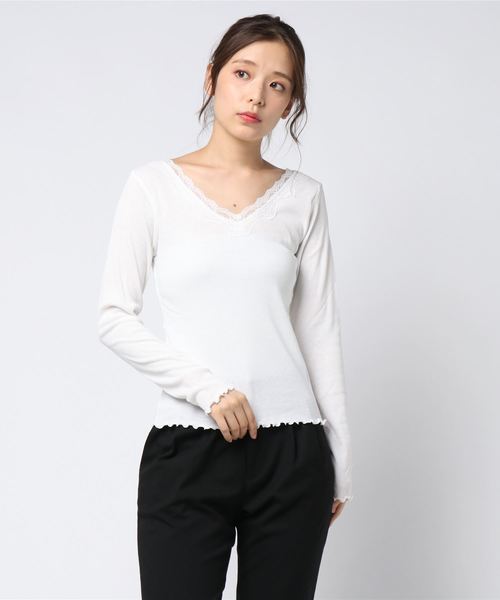 archives（アルシーヴ）の「衿レース伸ばしメロープルオーバー（Tシャツ/カットソー・レディース・ブラック/グレー/ベージュ/ピンク系その他/オフホワイト/ブラウン・MEDIUM）」の2枚目の写真