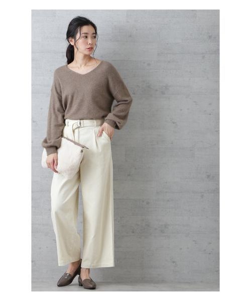 NATURAL BEAUTY BASIC（ナチュラルビューティーベーシック）の「【otonaMUSE 12月号掲載】コーデュロイワイドパンツ（その他パンツ・レディース・オフホワイト/キャメル・MEDIUM/SMALL）」の8枚目の写真