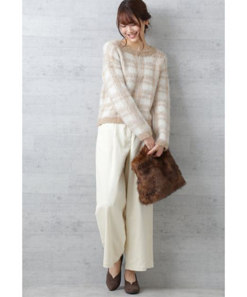 NATURAL BEAUTY BASIC（ナチュラルビューティーベーシック）の「【otonaMUSE 12月号掲載】コーデュロイワイドパンツ（その他パンツ・レディース・オフホワイト/キャメル・MEDIUM/SMALL）」の3枚目の写真