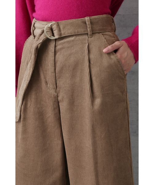 NATURAL BEAUTY BASIC（ナチュラルビューティーベーシック）の「【otonaMUSE 12月号掲載】コーデュロイワイドパンツ（その他パンツ・レディース・オフホワイト/キャメル・MEDIUM/SMALL）」の12枚目の写真