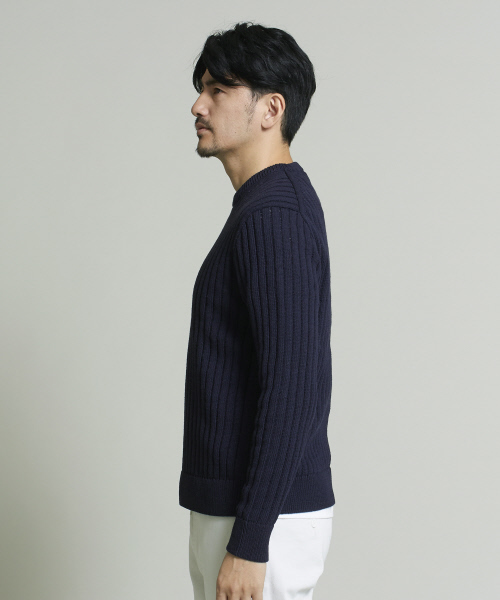 DESIGNWORKS(デザインワークス)の「インポート糸クルーネックニット(ニット/セーター・メンズ・ベージュ/ダークネイビー・S/M/L)」の11枚目の写真