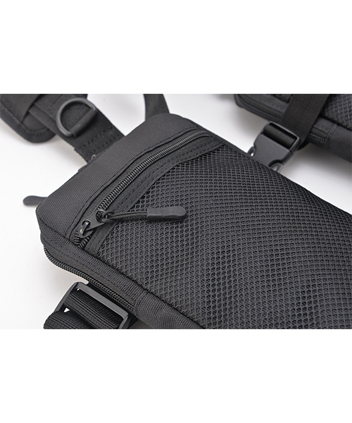 DEVICE（デバイス）の「Rename コーデュラナイロン ベスト型ボディショルダーバッグ（ボディバッグ/ウエストポーチ・メンズ・ブラック/ネイビー・FREE）」の14枚目の写真