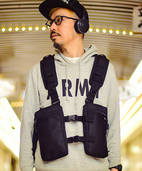 DEVICE（デバイス）の「Rename コーデュラナイロン ベスト型ボディショルダーバッグ（ボディバッグ/ウエストポーチ・メンズ・ブラック/ネイビー・FREE）」の17枚目の写真