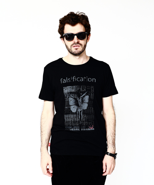 VIRGOwearworks(ヴァルゴウェアワークス)の「「falsification」(Tシャツ/カットソー・メンズ・ホワイト/ブラック/ネイビー・1/2/4/3)」の1枚目の写真