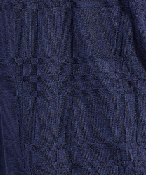 ABAHOUSE GRAY（アバハウスグレイ）の「【展開店舗限定】チェックVネック半袖Tシャツ（Tシャツ/カットソー・メンズ・ホワイト/ブラック/ネイビー/グレイッシュベージュ/オレンジ系その他・46/48）」の11枚目の写真