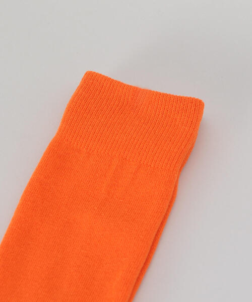 H BEAUTY&YOUTH UNITED ARROWS(エイチビューティーアンドユースユナイテッドアローズ)の「<H>PLANE PILE SOCKS 2/ソックス(ソックス/靴下・メンズ・オレンジ/ブラック/ホワイト・FREE)」の4枚目の写真