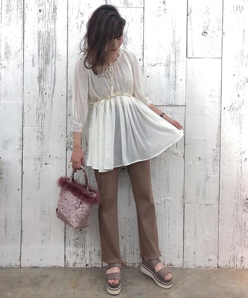 one after another NICE CLAUP（ワンアフターアナザーナイスクラップ）の「カット パンツ（その他パンツ・レディース・スモークピンク/アイボリー/モカ/ベージュ・FREE）」の10枚目の写真