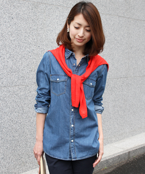 BEAUTY&YOUTH UNITED ARROWS(ビューティーアンドユースユナイテッドアローズ)の「BYBC 5OZ ダンガリーシャツ ◆(シャツ/ブラウス・レディース・ライトブルー/ロイヤルブルー・MEDIUM/SMALL)」の2枚目の写真