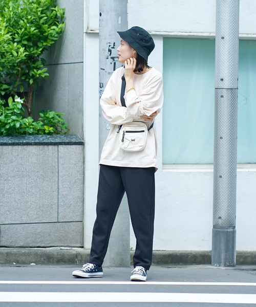 Lee（リー）の「【LEE/リー】キャンバスミニショルダー　ブランドロゴ　刺繍（ショルダーバッグ・レディース・ブラック/ワイン/ベージュ/オフホワイト/グレー/ピンク/ネイビー・FREE）」の12枚目の写真