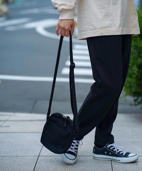 Lee（リー）の「【LEE/リー】キャンバスミニショルダー　ブランドロゴ　刺繍（ショルダーバッグ・レディース・ブラック/ワイン/ベージュ/オフホワイト/グレー/ピンク/ネイビー・FREE）」の22枚目の写真