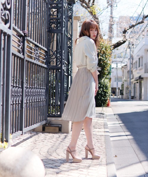 LIPSERVICE（リップサービス）の「バックプリーツシアーロングシャツ（シャツ/ブラウス・レディース・ブラック/ミント/ライトベージュ・FREE）」の15枚目の写真