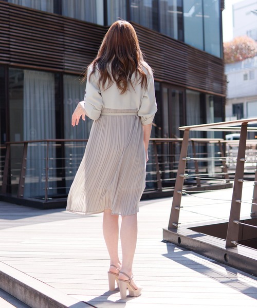 LIPSERVICE（リップサービス）の「バックプリーツシアーロングシャツ（シャツ/ブラウス・レディース・ブラック/ミント/ライトベージュ・FREE）」の14枚目の写真