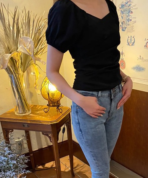 SPIGA（スピーガ）の「ｶｼｭｸｰﾙﾃﾞｻﾞｲﾝTOPS（シャツ/ブラウス・レディース・ホワイト/ブラック・FREE）」の2枚目の写真