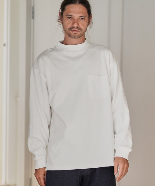 CAMBIO(カンビオ)の「mlt3116-モックネックL-Sカットソー(Tシャツ/カットソー・メンズ・ホワイト/ブラック/サンドベージュ・M/L/XL)」の2枚目の写真