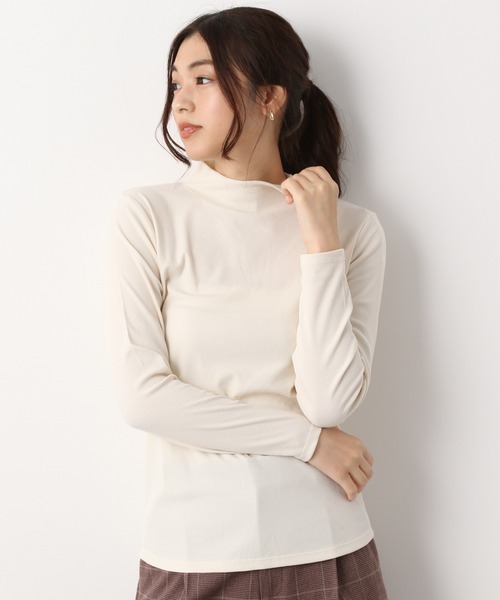 GLOBAL WORK(グローバルワーク)の「BEAUTEEスタンドプルオーバー長袖/894900(Tシャツ/カットソー・レディース・ブラック/オフホワイト/キャメル・MEDIUM/LARGE)」の2枚目の写真