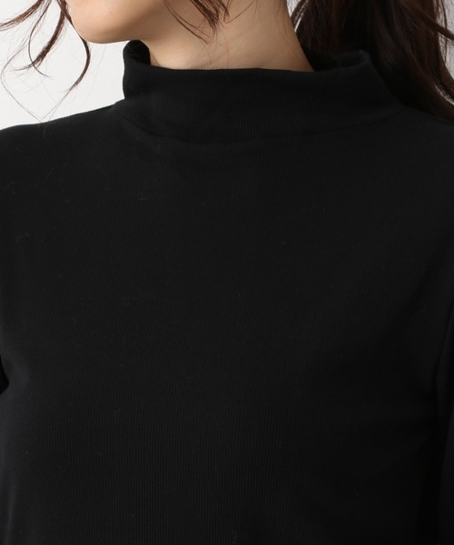 GLOBAL WORK(グローバルワーク)の「BEAUTEEスタンドプルオーバー長袖/894900(Tシャツ/カットソー・レディース・ブラック/オフホワイト/キャメル・MEDIUM/LARGE)」の13枚目の写真