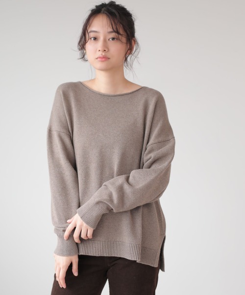 AMERICAN HOLIC(アメリカンホリック)の「襟カール裾スリットニットプルオーバー *〇(ニット/セーター・レディース・モカ/ライトベージュ/DK.Gray/ブラウン・MEDIUM/LARGE)」の4枚目の写真