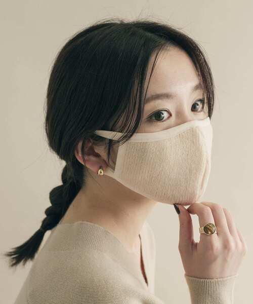 SMELLY(スメリー)の「ニットリブマスク(マスク・レディース・ベージュ/グレー/アイボリー・-)」の14枚目の写真
