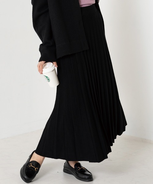 OMNES Another Edition（オムネス アナザーエディション）の「レーヨンナイロンニット プリーツスカート（スカート・レディース・ブラック/ブラウン/ベージュ/カーキ・FREE）」の15枚目の写真