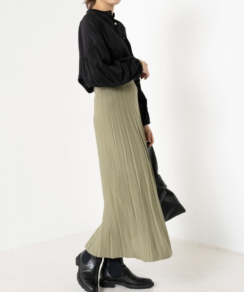 OMNES Another Edition（オムネス アナザーエディション）の「レーヨンナイロンニット プリーツスカート（スカート・レディース・ブラック/ブラウン/ベージュ/カーキ・FREE）」の6枚目の写真