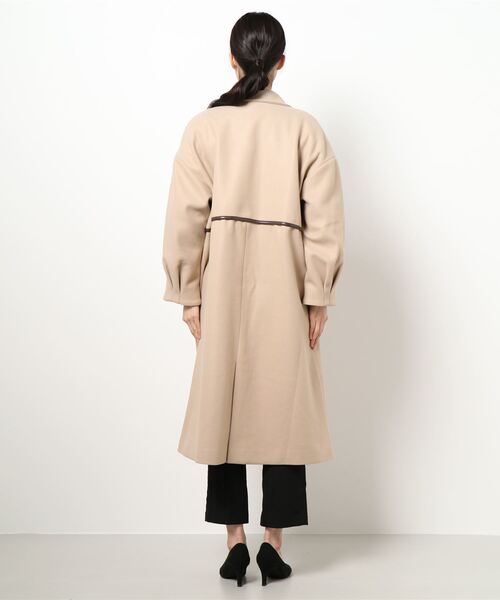 パイピングフードコート　※新品未使用タグ付き フェイクレザーパイピング袖タックコート（ダウンジャケット/コート