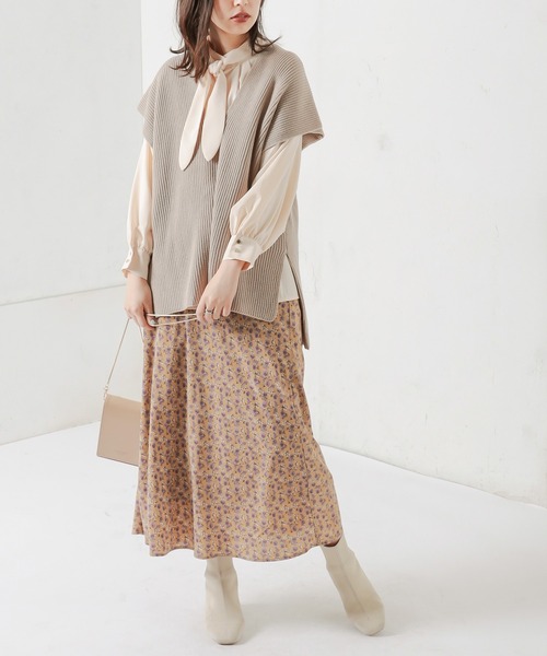 natural couture（ナチュラルクチュール）の「ややマーメイドシンプル花柄スカート（スカート・レディース・ブラック/イエロー/ミント・FREE）」の13枚目の写真