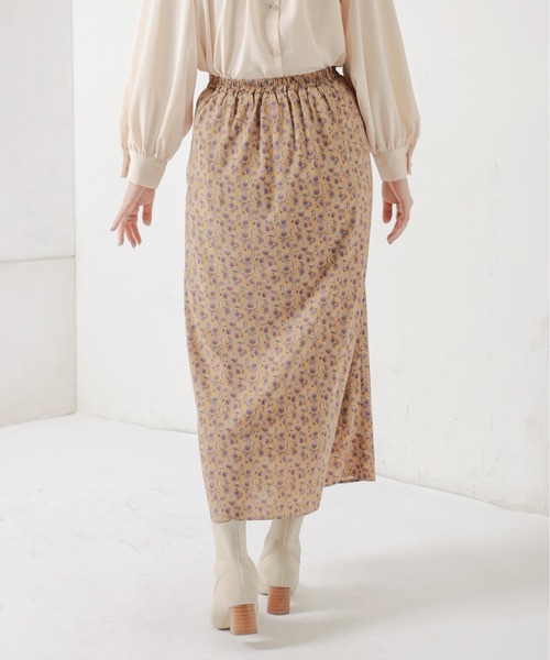 natural couture（ナチュラルクチュール）の「ややマーメイドシンプル花柄スカート（スカート・レディース・ブラック/イエロー/ミント・FREE）」の17枚目の写真