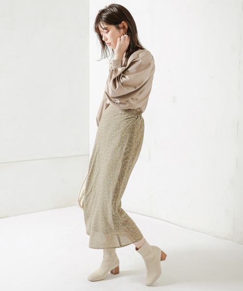 natural couture（ナチュラルクチュール）の「ややマーメイドシンプル花柄スカート（スカート・レディース・ブラック/イエロー/ミント・FREE）」の10枚目の写真