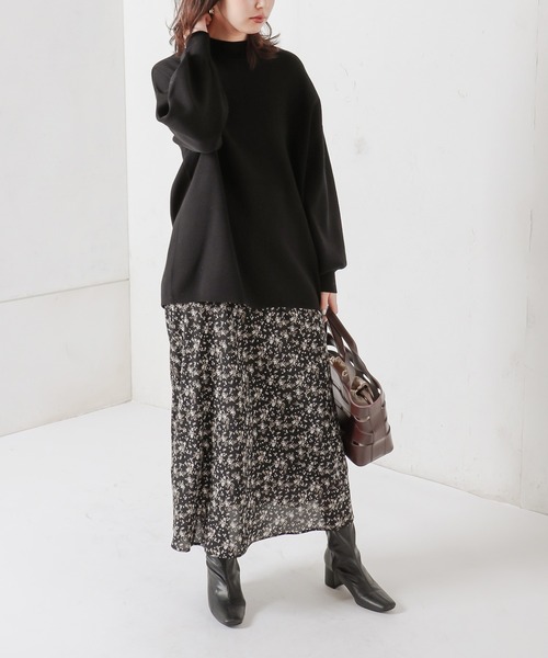 natural couture（ナチュラルクチュール）の「ややマーメイドシンプル花柄スカート（スカート・レディース・ブラック/イエロー/ミント・FREE）」の5枚目の写真