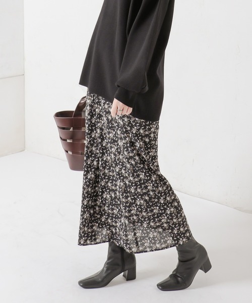 natural couture（ナチュラルクチュール）の「ややマーメイドシンプル花柄スカート（スカート・レディース・ブラック/イエロー/ミント・FREE）」の4枚目の写真
