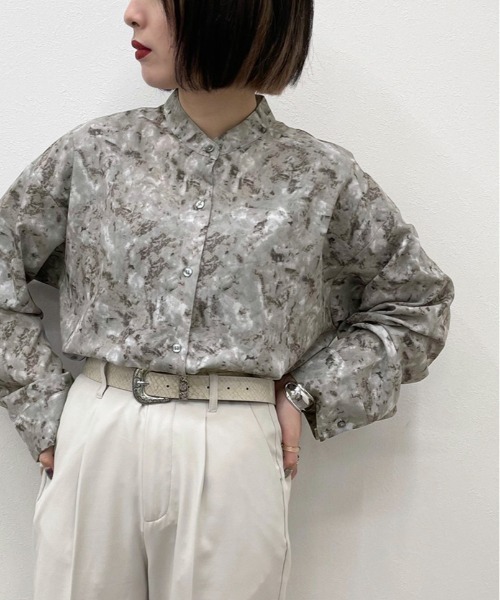 apres jour mignon(アプレジュールミニョン)の「マーブル柄バンドカラーシャツ【ZOZOTOWN限定アイテム】(シャツ/ブラウス・レディース・ベージュ/ダークパープル/ブルー系その他・X-LARGE/フリー)」の13枚目の写真
