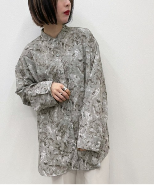 apres jour mignon(アプレジュールミニョン)の「マーブル柄バンドカラーシャツ【ZOZOTOWN限定アイテム】(シャツ/ブラウス・レディース・ベージュ/ダークパープル/ブルー系その他・X-LARGE/フリー)」の15枚目の写真