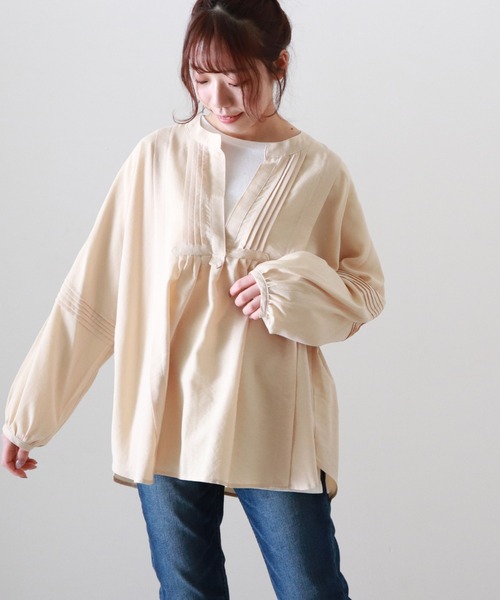 Cheek(チーク)の「ピンタックデザインブラウス(シャツ/ブラウス・レディース・オフホワイト/グリーン系その他/ベージュ・FREE)」の8枚目の写真