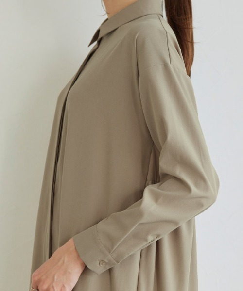 Pierrot（ピエロ）の「バックティアードシャツワンピース（シャツ/ブラウス・レディース・ライトグレー/モカ・M/L）」の12枚目の写真