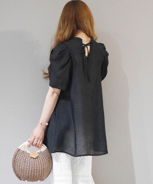 CORNERS（コーナーズ）の「【インフルエンサーmiiさん×CORNERSコラボ】スタンドカラー2wayチュニックブラウス（シャツ/ブラウス・レディース・ベージュ/オフホワイト/ブラック/ブルー/ミント・M）」の2枚目の写真