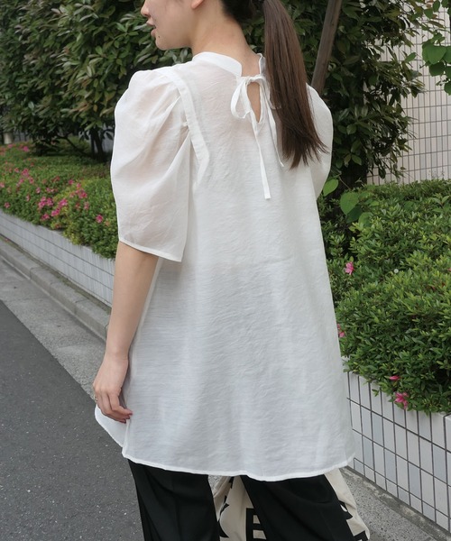 CORNERS（コーナーズ）の「【インフルエンサーmiiさん×CORNERSコラボ】スタンドカラー2wayチュニックブラウス（シャツ/ブラウス・レディース・ベージュ/オフホワイト/ブラック/ブルー/ミント・M）」の11枚目の写真