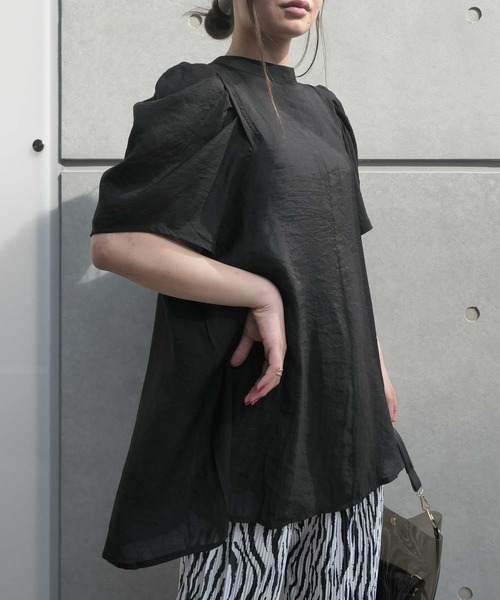 CORNERS（コーナーズ）の「【インフルエンサーmiiさん×CORNERSコラボ】スタンドカラー2wayチュニックブラウス（シャツ/ブラウス・レディース・ベージュ/オフホワイト/ブラック/ブルー/ミント・M）」の14枚目の写真