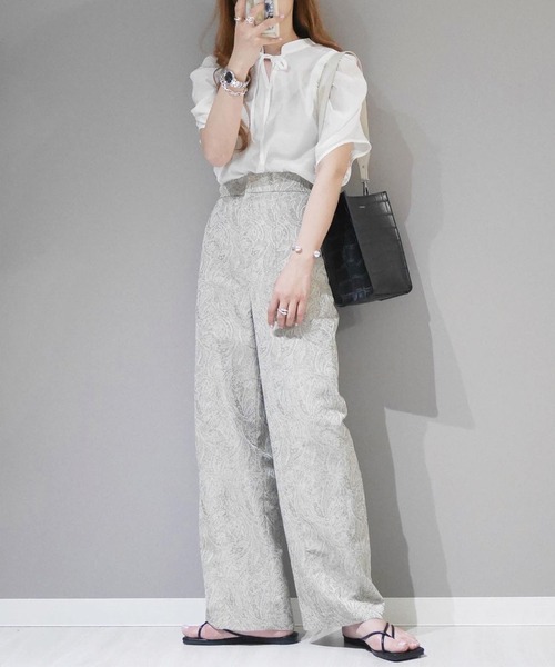 CORNERS（コーナーズ）の「【インフルエンサーmiiさん×CORNERSコラボ】スタンドカラー2wayチュニックブラウス（シャツ/ブラウス・レディース・ベージュ/オフホワイト/ブラック/ブルー/ミント・M）」の16枚目の写真