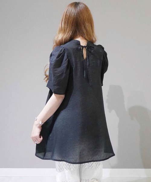 CORNERS（コーナーズ）の「【インフルエンサーmiiさん×CORNERSコラボ】スタンドカラー2wayチュニックブラウス（シャツ/ブラウス・レディース・ベージュ/オフホワイト/ブラック/ブルー/ミント・M）」の21枚目の写真