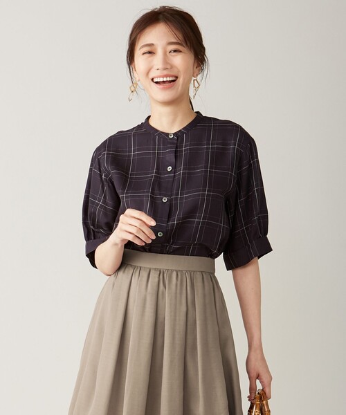 J.PRESS（ジェイプレス）の「【洗える】キュプラストライプ＆チェック バンドカラー ブラウス（シャツ/ブラウス・レディース・ホワイト系3/ネイビー系1/ネイビー系3・11/9）」の3枚目の写真