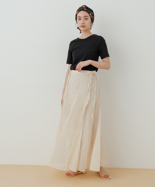 ADAM ET ROPE'(アダムエロペ)の「【2WAY】コンパクトリブトップス(Tシャツ/カットソー・レディース・ホワイト/ブラック/パープル・FREE)」の4枚目の写真