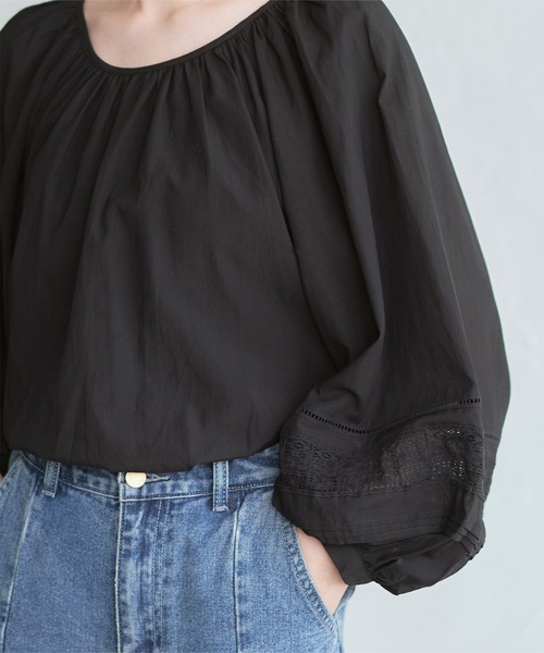 titivate(ティティベイト)の「バックリボンボリューム袖ブラウス(シャツ/ブラウス・レディース・ベージュ/ブラック/イエロー/オフホワイト・S/M)」の12枚目の写真