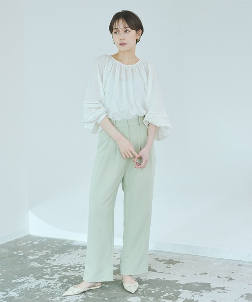 titivate(ティティベイト)の「バックリボンボリューム袖ブラウス(シャツ/ブラウス・レディース・ベージュ/ブラック/イエロー/オフホワイト・S/M)」の9枚目の写真