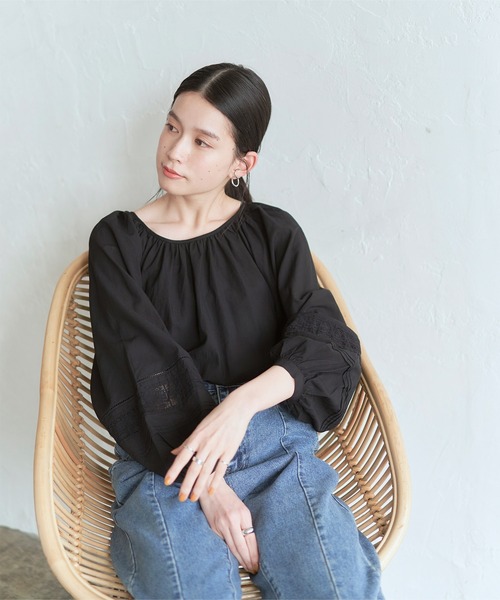 titivate(ティティベイト)の「バックリボンボリューム袖ブラウス(シャツ/ブラウス・レディース・ベージュ/ブラック/イエロー/オフホワイト・S/M)」の13枚目の写真