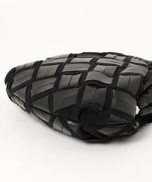 注目　FURLA ESSENTIAL S CLUTCH レザー クラッチバッグ FURLA（フルラ）の「FURLA ESSENTIAL S CLUTCH（クラッチバッグ