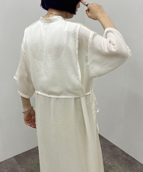 apres jour mignon（アプレジュールミニョン）の「バンドカラーカフタンワンピース【ZOZOTOWN限定アイテム】（ワンピース・レディース・アイボリー/オフホワイト/ブラック・X-LARGE/フリー）」の6枚目の写真