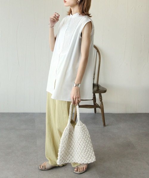 Chillfar(チルファー)の「ピンタックフレンチスリーブシャツチュニック(シャツ/ブラウス・レディース・ホワイト/ブラック・FREE)」の3枚目の写真