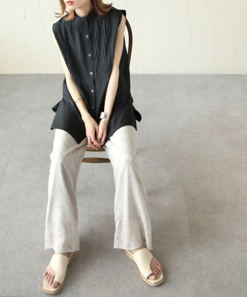 Chillfar(チルファー)の「ピンタックフレンチスリーブシャツチュニック(シャツ/ブラウス・レディース・ホワイト/ブラック・FREE)」の11枚目の写真